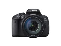 Canon EOS 700D + 18-135 STM + CANON CASHBACK 1300,- + Adobe Photoshop Element 12