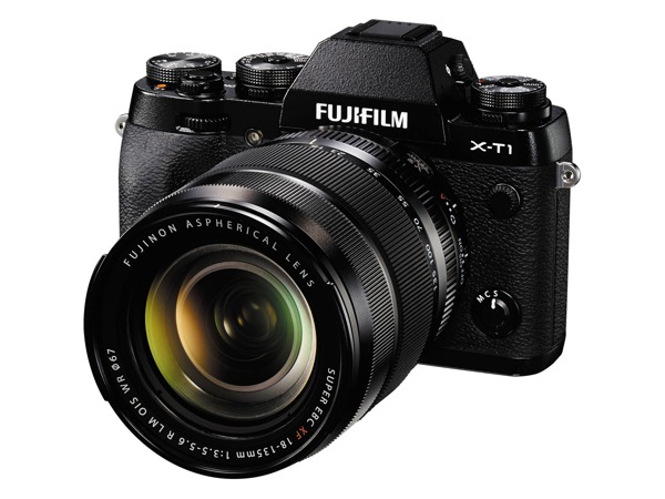 Fujifilm X-T1 černý + 18-135mm F3.5-5.6 R LM OIS WR