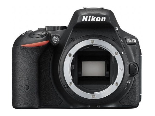 Nikon D5500 tělo černý
