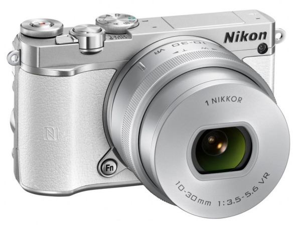 Nikon 1 J5 + 10-30 mm VR PD-ZOOM bílý