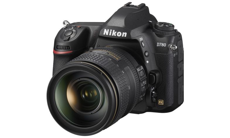 Nikon D780 + 24-120mm VR