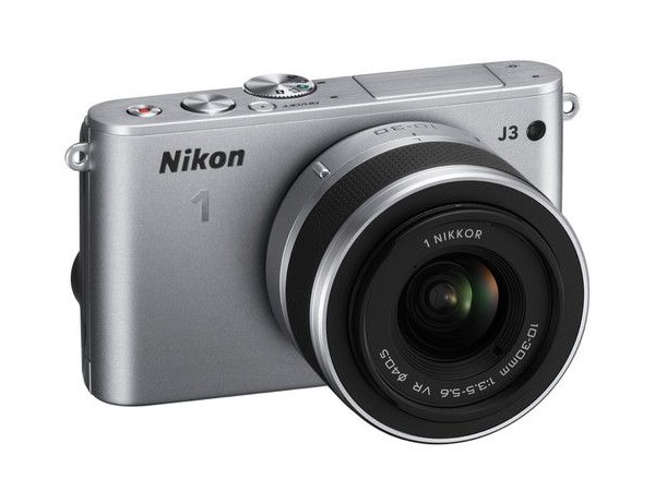 Nikon 1 J3 + 10-30 mm stříbrný