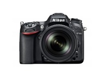 Nikon D7100 tělo + 32GB karta ZDARMA + poukaz na 4x čištění čipu v hodnotě 2000,-Kč.
