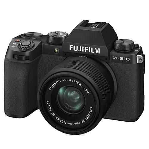 Fujifilm X-S10 + 15-45mm