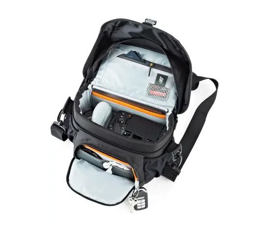 Lowepro Nova 160 AW II (pixel camo) 