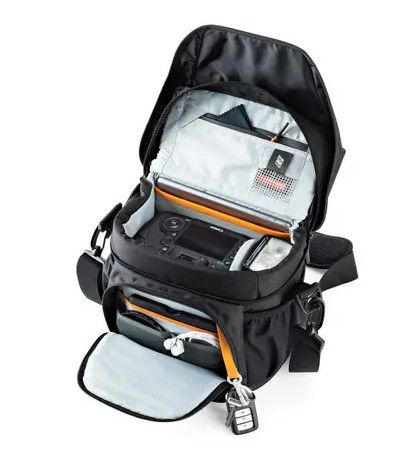 Lowepro Nova 170 AW II (pixel camo) 