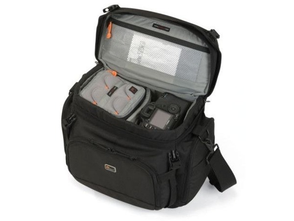 Lowepro Magnum 200 AW