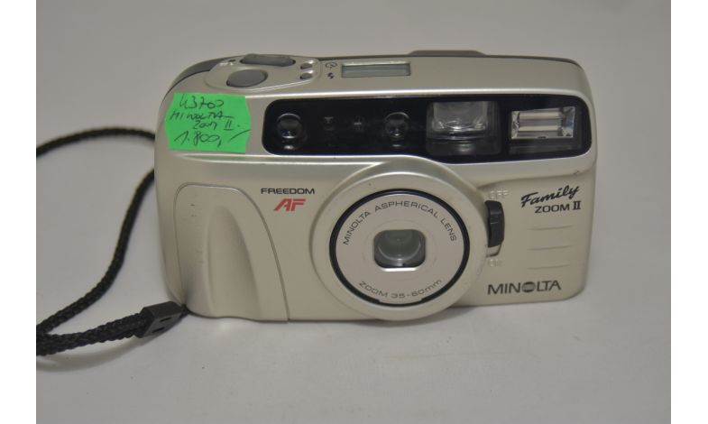 K 3700 MINOLTA FAMILY ZOOM II.