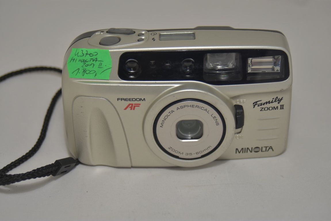 K 3700 MINOLTA FAMILY ZOOM II.