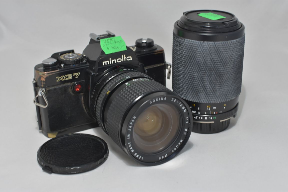 K 8282 MINOLTA XG 7 + 28-70 + 70-210