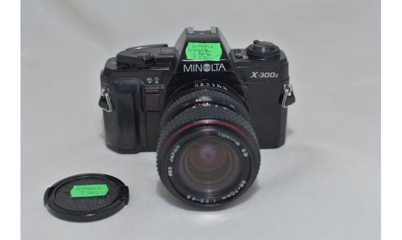 K 14497 MINOLTA X-300s + TOKINA SD 28-70 / 3,5-4,5