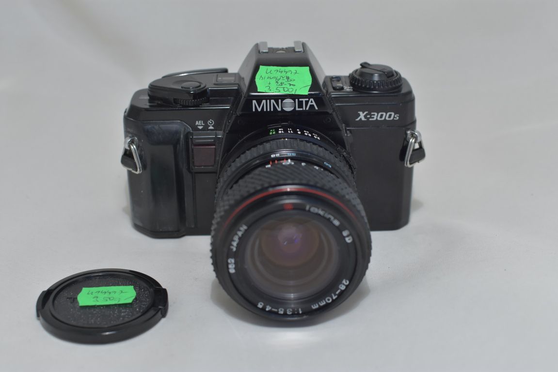 K 14497 MINOLTA X-300s + TOKINA SD 28-70 / 3,5-4,5