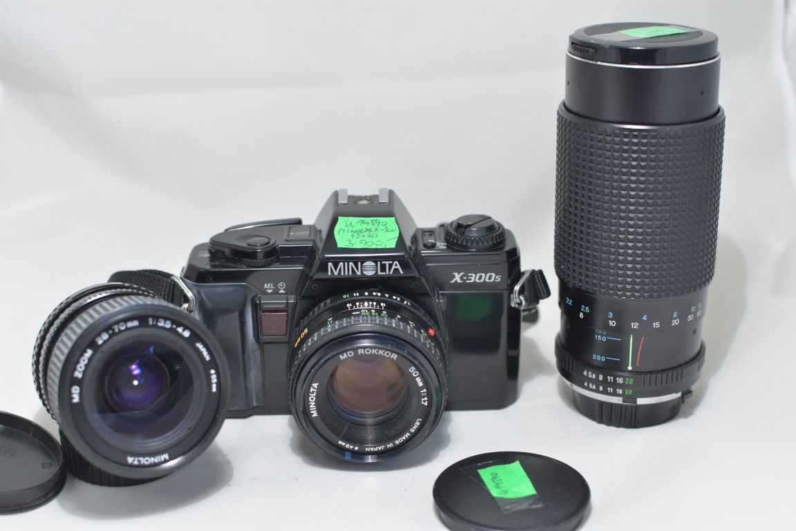 K 14540 MINOLTA X-300s + 3 x OBJEKTIV.
