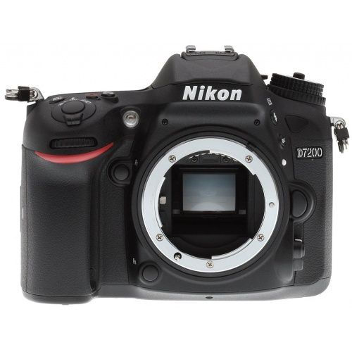 Nikon D7200 tělo upřesníme balení více info na tel.602703813