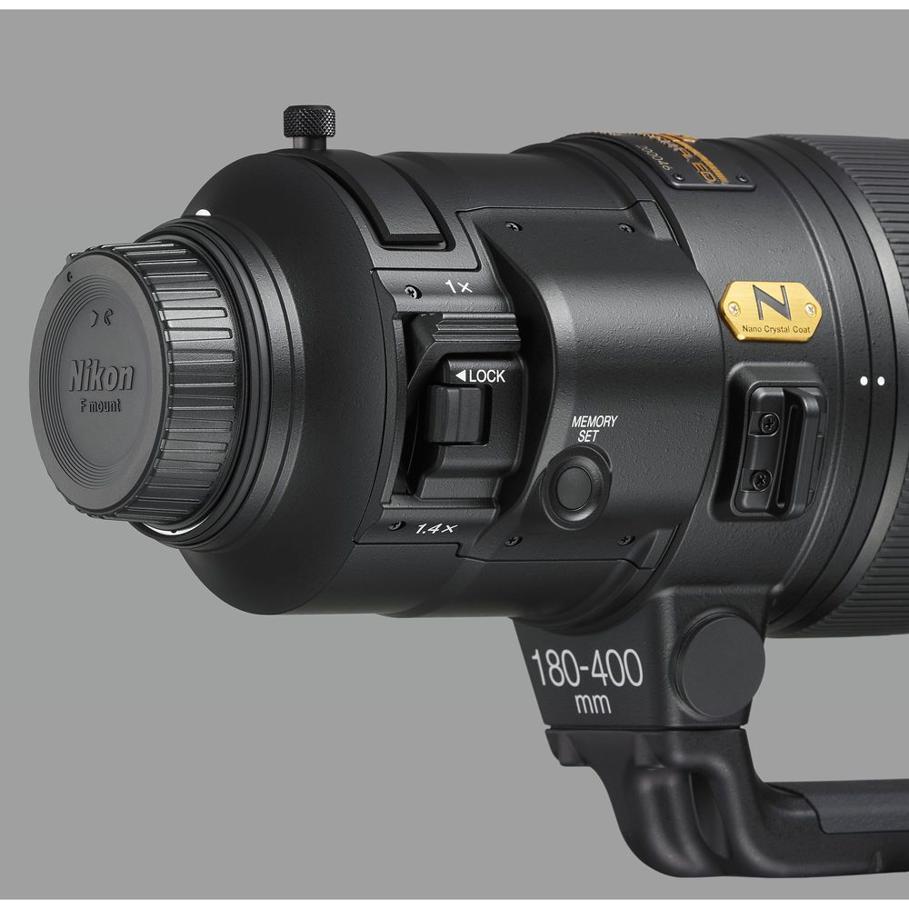 Nikon 180-400mm f/4E TC1,4 FL ED VR 
