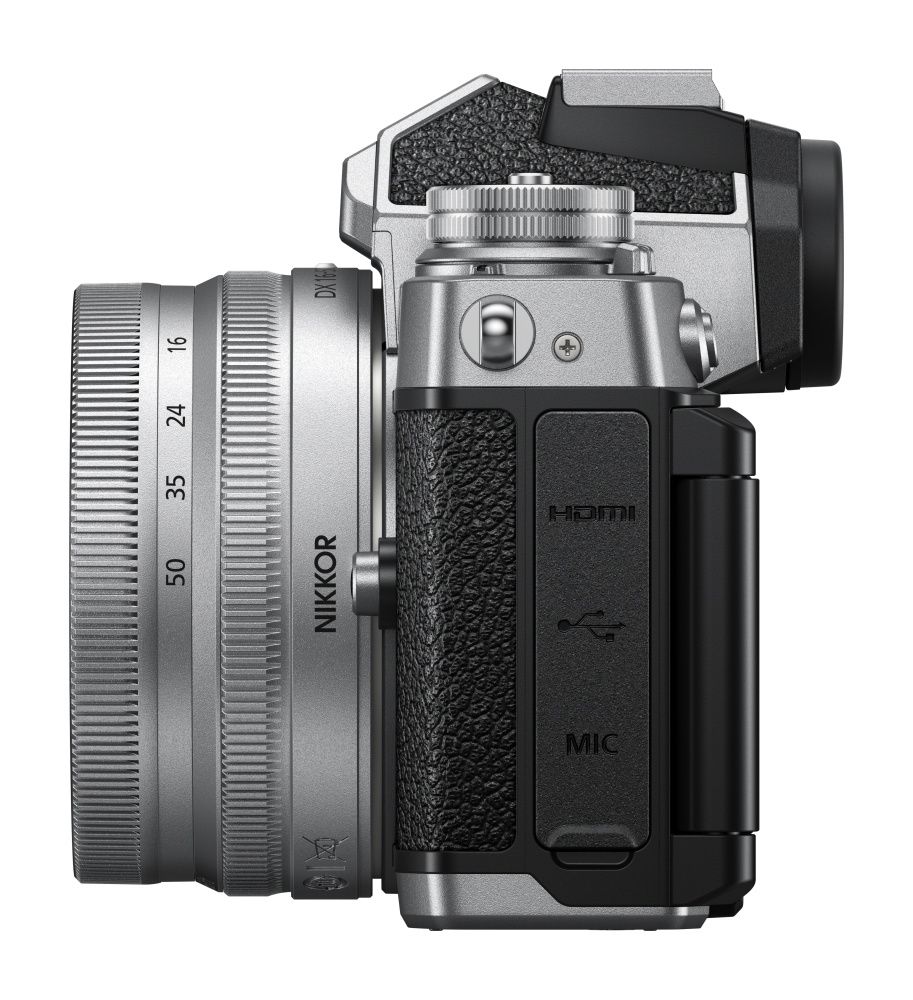 Nikon Z fc + 16-50mm 