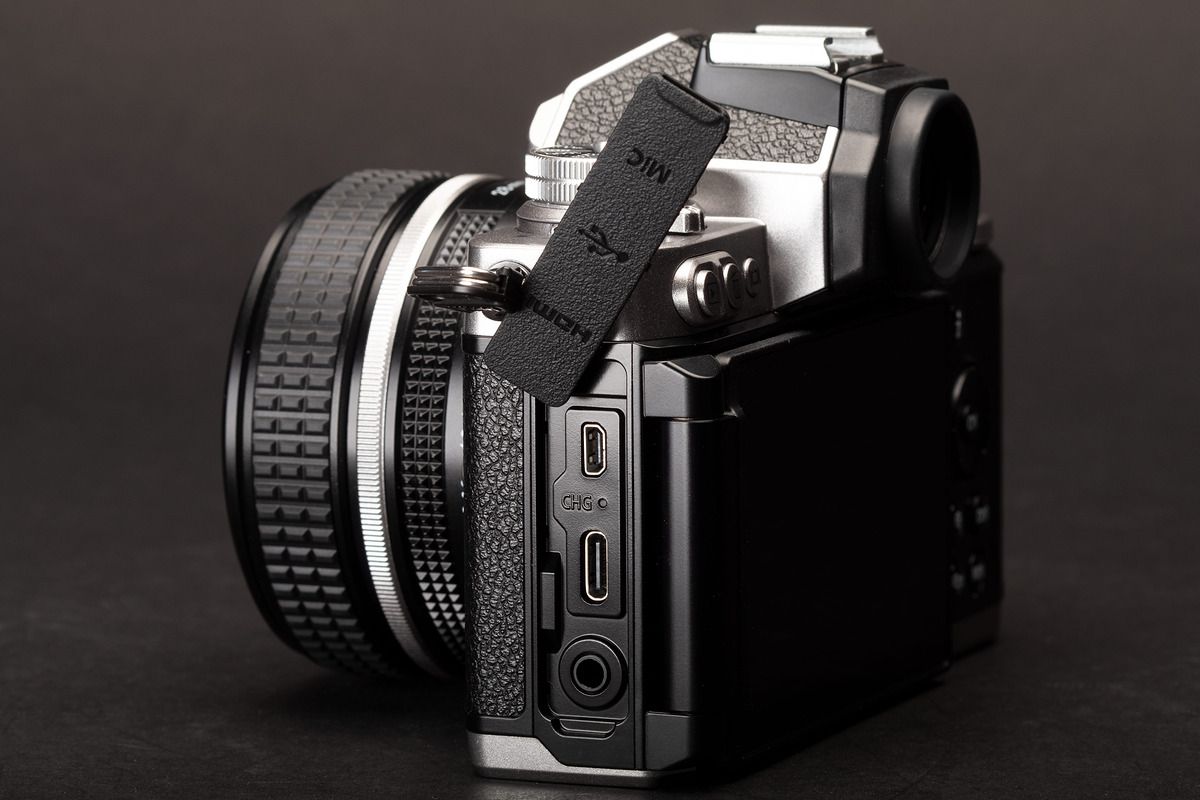 Nikon Z fc + 28mm 