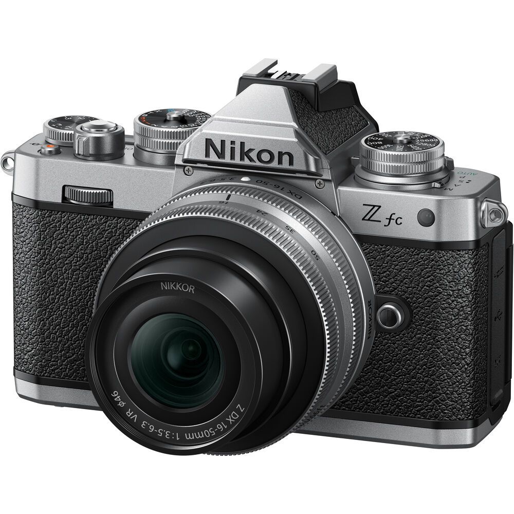 Nikon Z fc + 16-50mm VR + 50-250mm VR 