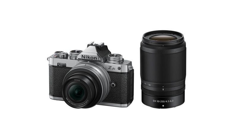 Nikon Z fc + 16-50mm VR + 50-250mm VR