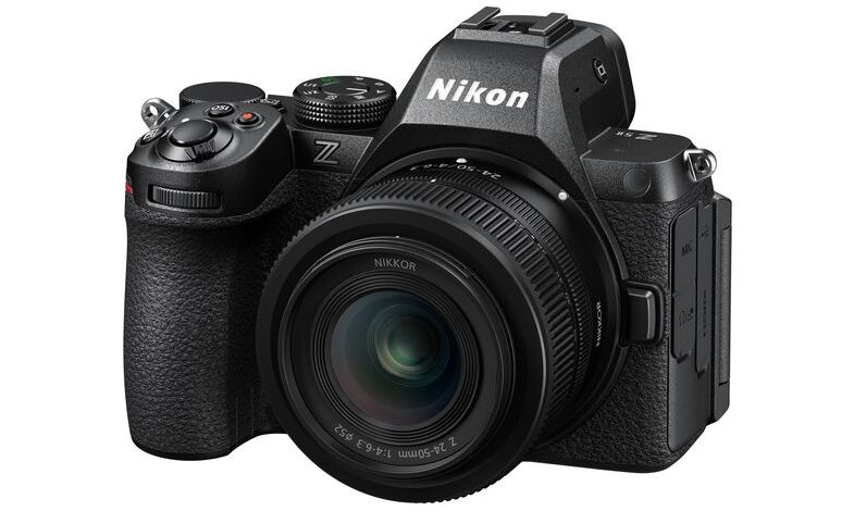 Nikon Z5 II + 24-50