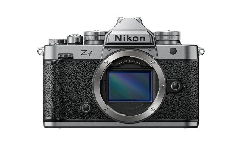Nikon Z f tělo silver