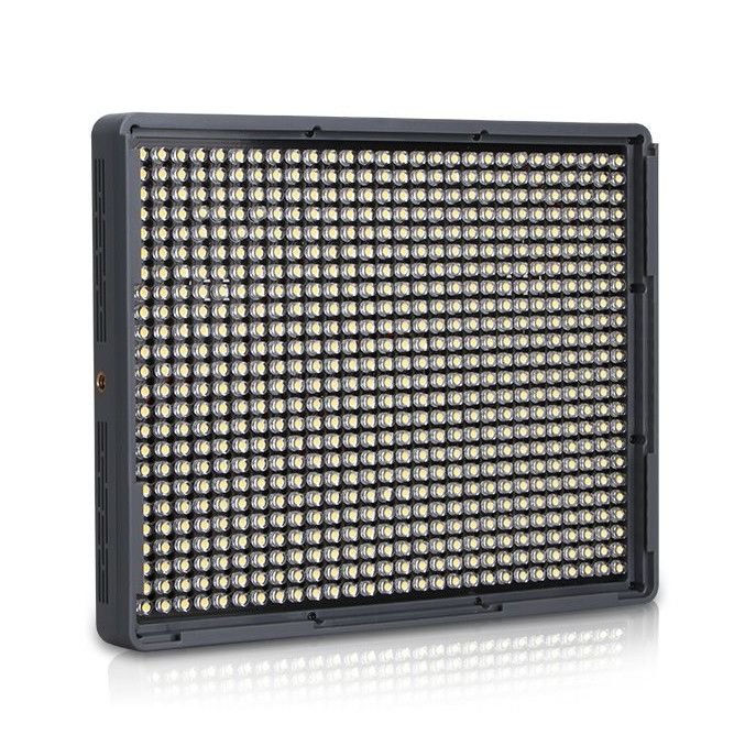 Aputure Amaran AL-HR672C - LED video světlo (3200-5500K) CRI 95+ 