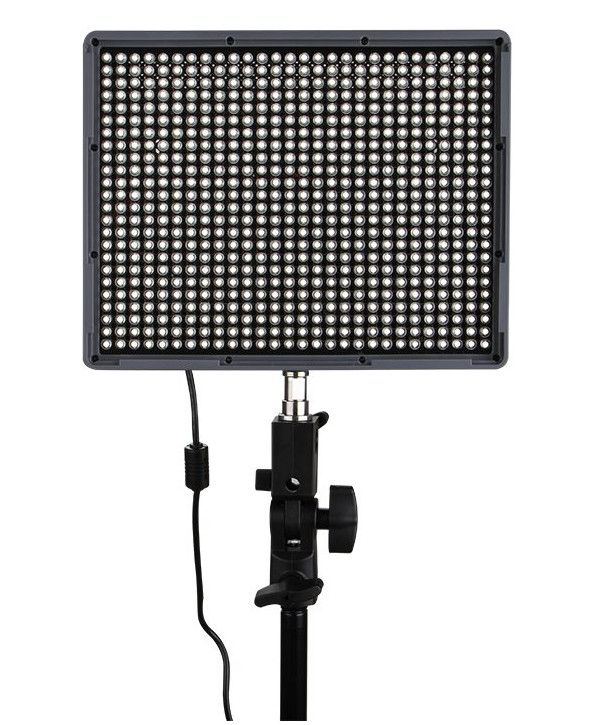 Aputure Amaran AL-HR672C - LED video světlo (3200-5500K) CRI 95+