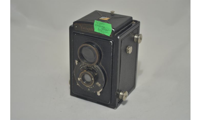 K 8111 VOIGTLANDER BRILLANT