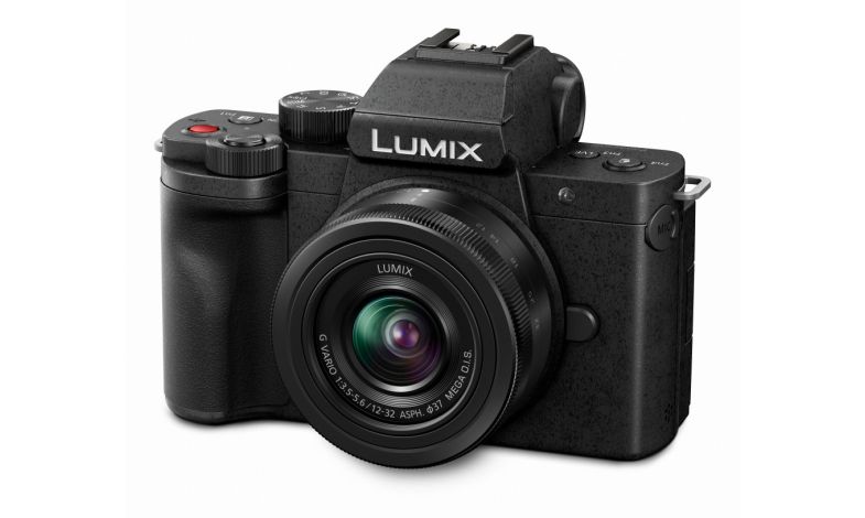 Panasonic Lumix DC-G100 + 12-32mm