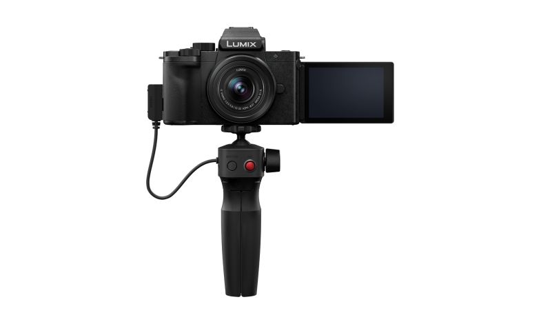 Panasonic LUMIX DC-G100D + 12-32 + SHGR2