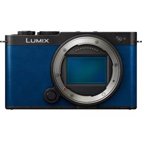 Panasonic LUMIX S9 body blue