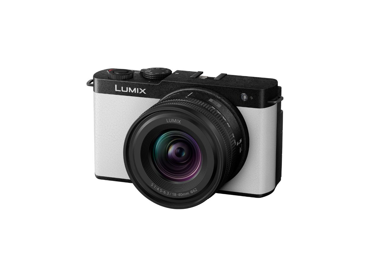 Panasonic LUMIX S9 + 18-40mm bílá