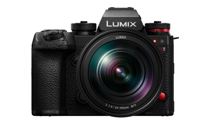 Panasonic LUMIX S1R II + 24-105 f/4 S
