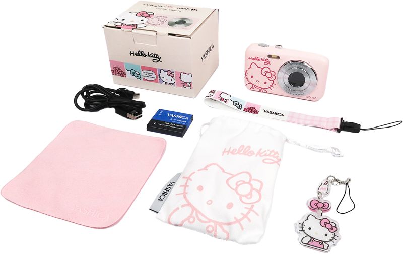 Yashica x Hello Kitty Digital Camera DZ-100 (Pink) 